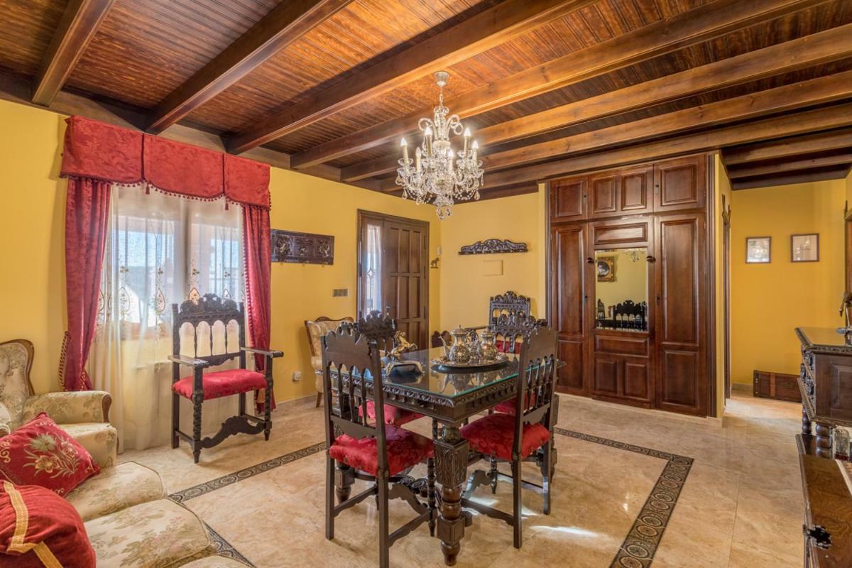 Fuentes de Andalucía Casa Ludimaヴィラ エクステリア 写真