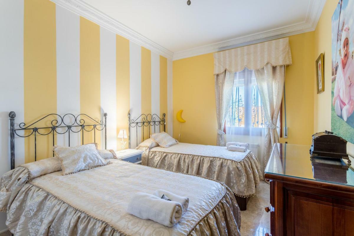 Fuentes de Andalucía Casa Ludimaヴィラ エクステリア 写真