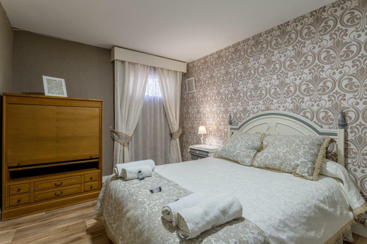 Fuentes de Andalucía Casa Ludimaヴィラ エクステリア 写真