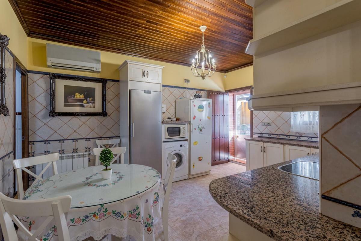 Fuentes de Andalucía Casa Ludimaヴィラ エクステリア 写真